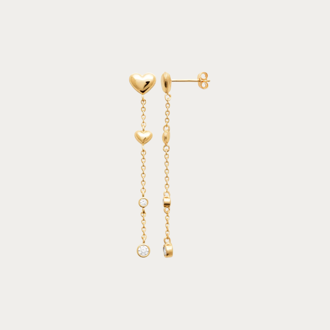 Découvrez cette paire de boucles d'oreilles en plaqué or jaune 18 carats de la collection Plage de Poire.